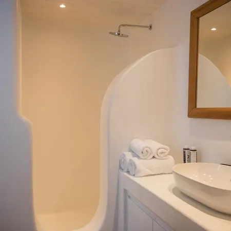 Extravagant Mykonos - 10 Bedrooms - Castillo Di Cuore - Stunning Sea Views - Agios Lazaro Willa *