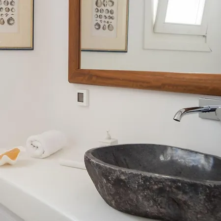 Extravagant Mykonos - 10 Bedrooms - Castillo Di Cuore - Stunning Sea Views - Agios Lazaro Psarrou